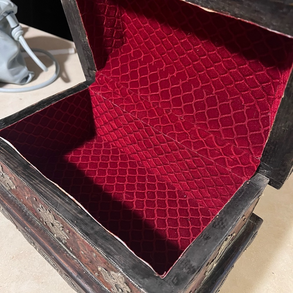Ornate Moroccan Wooden and Leather Jewelry Box with Silver and Stone Accents - Picture 5 of 16